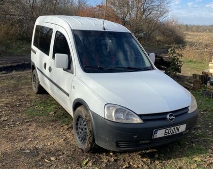 Белый Опель Комбо груз.-пасс., объемом двигателя 1.2 л и пробегом 3 тыс. км за 4200 $, фото 1 на Automoto.ua