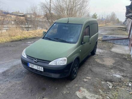 Білий Опель Комбо вант.-пас., об'ємом двигуна 1.3 л та пробігом 280 тис. км за 1950 $, фото 1 на Automoto.ua