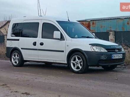 Білий Опель Комбо вант.-пас., об'ємом двигуна 1.3 л та пробігом 247 тис. км за 3500 $, фото 1 на Automoto.ua
