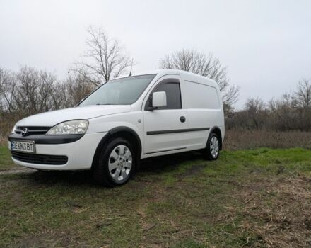 Білий Опель Комбо вант.-пас., об'ємом двигуна 1.2 л та пробігом 326 тис. км за 3500 $, фото 1 на Automoto.ua