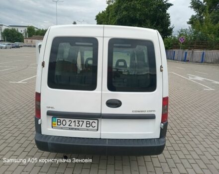 Білий Опель Комбо вант.-пас., об'ємом двигуна 1.2 л та пробігом 250 тис. км за 2220 $, фото 1 на Automoto.ua