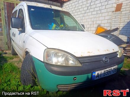 Білий Опель Комбо вант.-пас., об'ємом двигуна 1.7 л та пробігом 211 тис. км за 1350 $, фото 1 на Automoto.ua