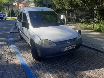 Опель Комбо вант.-пас. 2006 у Львові на Automoto.ua Білий Опель Комбо вант.-пас., об'ємом двигуна 1.4 л та пробігом 424 тис. км за 2750 $, фото 1 на Automoto.ua