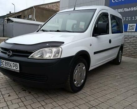 Білий Опель Комбо вант.-пас., об'ємом двигуна 1.25 л та пробігом 228 тис. км за 2999 $, фото 1 на Automoto.ua