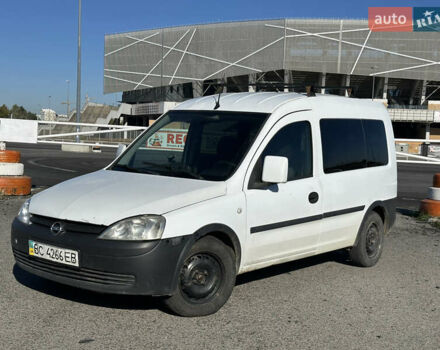 Білий Опель Комбо вант.-пас., об'ємом двигуна 1.3 л та пробігом 431 тис. км за 3500 $, фото 1 на Automoto.ua