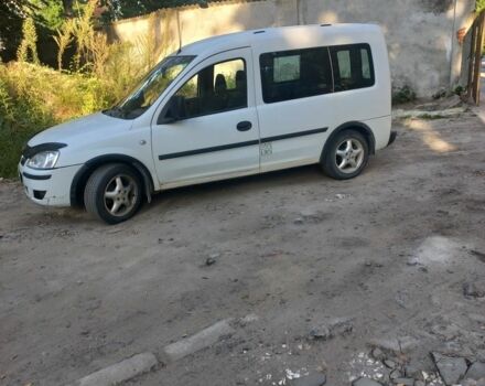 Белый Опель Комбо груз.-пасс., объемом двигателя 0 л и пробегом 380 тыс. км за 3400 $, фото 1 на Automoto.ua