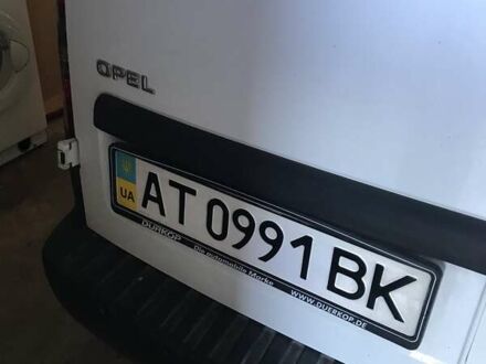 Белый Опель Комбо груз.-пасс., объемом двигателя 1.25 л и пробегом 130 тыс. км за 4200 $, фото 1 на Automoto.ua