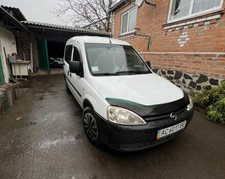 Білий Опель Комбо вант.-пас., об'ємом двигуна 1.3 л та пробігом 310 тис. км за 4100 $, фото 1 на Automoto.ua
