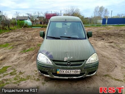 Білий Опель Комбо вант.-пас., об'ємом двигуна 1.2 л та пробігом 316 тис. км за 1770 $, фото 1 на Automoto.ua