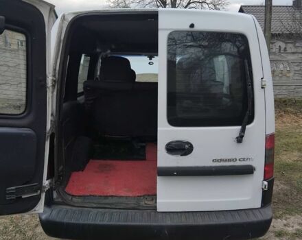 Білий Опель Комбо вант.-пас., об'ємом двигуна 1.2 л та пробігом 250 тис. км за 3700 $, фото 1 на Automoto.ua