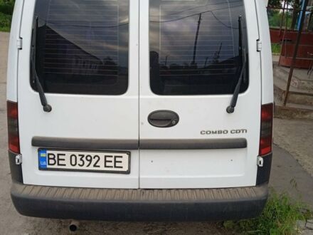 Білий Опель Комбо вант.-пас., об'ємом двигуна 1.25 л та пробігом 350 тис. км за 4200 $, фото 1 на Automoto.ua