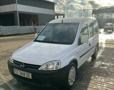 Белый Опель Комбо груз.-пасс., объемом двигателя 1.69 л и пробегом 236 тыс. км за 5300 $, фото 1 на Automoto.ua