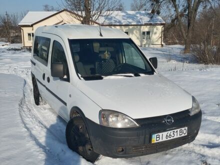 Білий Опель Комбо вант.-пас., об'ємом двигуна 1.2 л та пробігом 290 тис. км за 2326 $, фото 1 на Automoto.ua