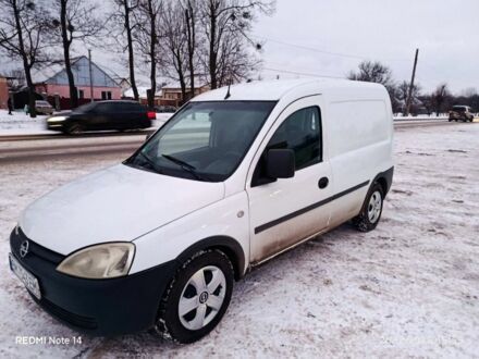 Білий Опель Комбо вант.-пас., об'ємом двигуна 1.2 л та пробігом 224 тис. км за 2950 $, фото 1 на Automoto.ua