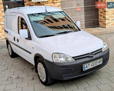 Білий Опель Комбо вант.-пас., об'ємом двигуна 1.3 л та пробігом 275 тис. км за 2849 $, фото 1 на Automoto.ua