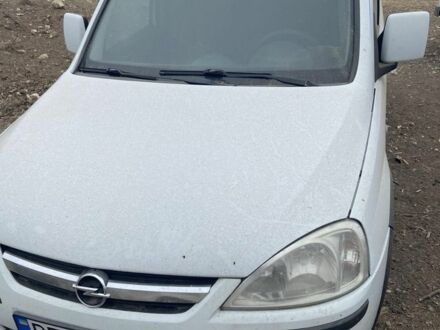 Опель Комбо вант.-пас. 2009 у Миколаєві на Automoto.ua Білий Опель Комбо вант.-пас., об'ємом двигуна 1.4 л та пробігом 340 тис. км за 180000 $, фото 1 на Automoto.ua