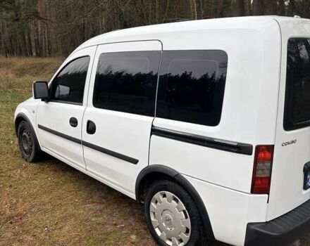 Білий Опель Комбо вант.-пас., об'ємом двигуна 1.36 л та пробігом 260 тис. км за 5500 $, фото 1 на Automoto.ua