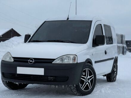 Білий Опель Комбо вант.-пас., об'ємом двигуна 1.3 л та пробігом 350 тис. км за 4150 $, фото 1 на Automoto.ua