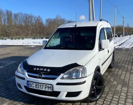 Білий Опель Комбо вант.-пас., об'ємом двигуна 1.25 л та пробігом 390 тис. км за 4350 $, фото 1 на Automoto.ua