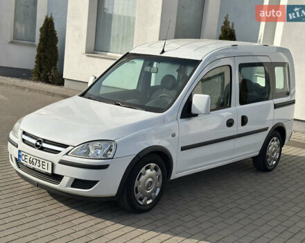Білий Опель Комбо вант.-пас., об'ємом двигуна 1.7 л та пробігом 212 тис. км за 5999 $, фото 1 на Automoto.ua
