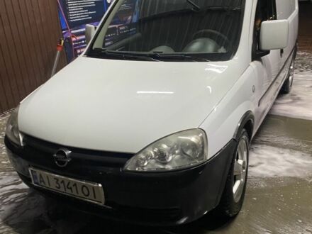 Білий Опель Комбо вант.-пас., об'ємом двигуна 1.2 л та пробігом 510 тис. км за 4000 $, фото 1 на Automoto.ua