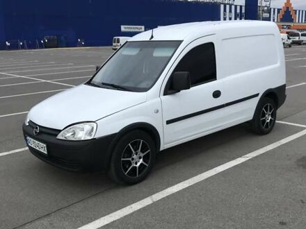 Білий Опель Комбо вант.-пас., об'ємом двигуна 1.2 л та пробігом 154 тис. км за 3800 $, фото 1 на Automoto.ua