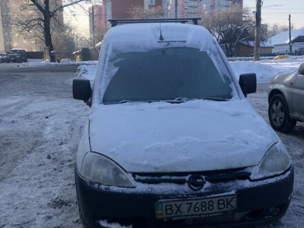 Белый Опель Комбо груз.-пасс., объемом двигателя 1.3 л и пробегом 192 тыс. км за 4300 $, фото 1 на Automoto.ua