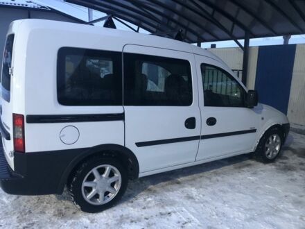 Білий Опель Комбо вант.-пас., об'ємом двигуна 1.3 л та пробігом 195 тис. км за 4000 $, фото 1 на Automoto.ua