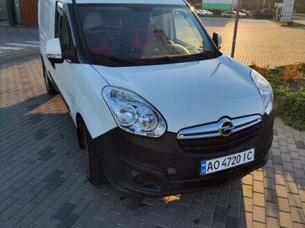 Білий Опель Комбо вант.-пас., об'ємом двигуна 1.2 л та пробігом 382 тис. км за 5900 $, фото 1 на Automoto.ua