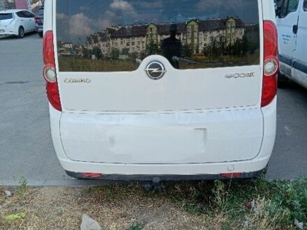 Білий Опель Комбо вант.-пас., об'ємом двигуна 1 л та пробігом 215 тис. км за 8150 $, фото 1 на Automoto.ua