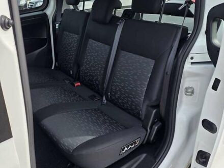 Білий Опель Комбо вант.-пас., об'ємом двигуна 1.3 л та пробігом 210 тис. км за 6800 $, фото 1 на Automoto.ua