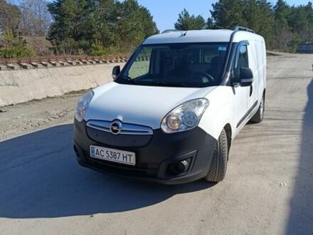 Белый Опель Комбо груз.-пасс., объемом двигателя 1.6 л и пробегом 274 тыс. км за 6300 $, фото 1 на Automoto.ua