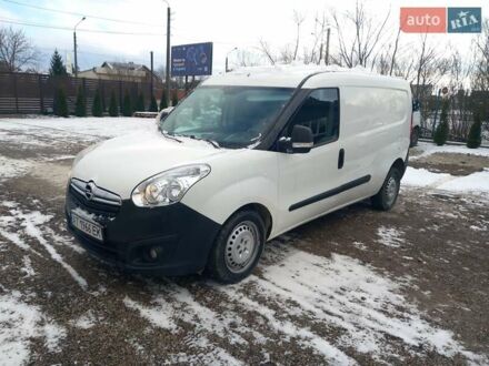 Белый Опель Комбо груз.-пасс., объемом двигателя 1.6 л и пробегом 212 тыс. км за 5999 $, фото 1 на Automoto.ua