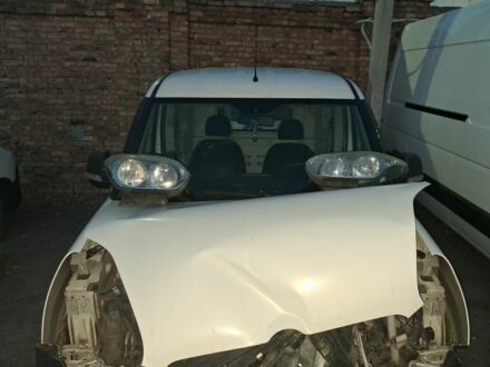 Білий Опель Комбо вант.-пас., об'ємом двигуна 0 л та пробігом 315 тис. км за 3976 $, фото 1 на Automoto.ua