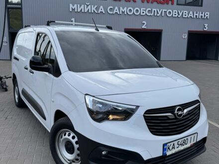 Опель Комбо груз.-пасс. 2023 в Киеве на Automoto.ua Белый Опель Комбо груз.-пасс., объемом двигателя 1.5 л и пробегом 27 тыс. км за 18500 $, фото 1 на Automoto.ua