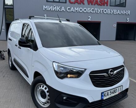 Белый Опель Комбо груз.-пасс., объемом двигателя 1.5 л и пробегом 27 тыс. км за 18500 $, фото 1 на Automoto.ua