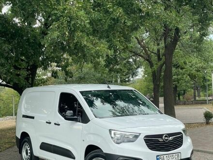 Білий Опель Комбо вант.-пас., об'ємом двигуна 1.5 л та пробігом 31 тис. км за 18315 $, фото 1 на Automoto.ua