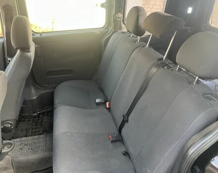 Чорний Опель Комбо вант.-пас., об'ємом двигуна 1.6 л та пробігом 250 тис. км за 5000 $, фото 7 на Automoto.ua