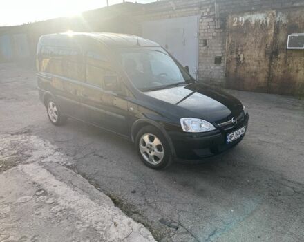 Чорний Опель Комбо вант.-пас., об'ємом двигуна 1.6 л та пробігом 250 тис. км за 5000 $, фото 5 на Automoto.ua