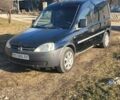 Черный Опель Комбо груз.-пасс., объемом двигателя 1.7 л и пробегом 500 тыс. км за 3300 $, фото 7 на Automoto.ua
