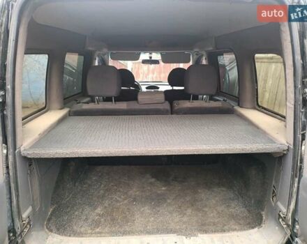 Черный Опель Комбо груз.-пасс., объемом двигателя 1.7 л и пробегом 280 тыс. км за 2800 $, фото 3 на Automoto.ua