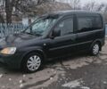 Черный Опель Комбо груз.-пасс., объемом двигателя 1.7 л и пробегом 220 тыс. км за 2500 $, фото 1 на Automoto.ua