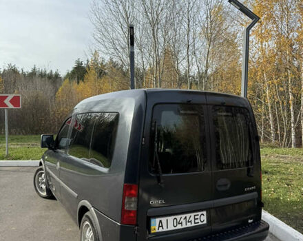 Черный Опель Комбо груз.-пасс., объемом двигателя 2 л и пробегом 334 тыс. км за 3500 $, фото 2 на Automoto.ua