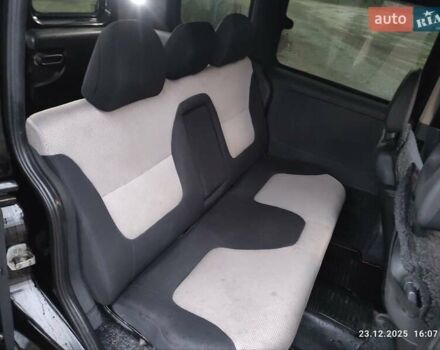 Черный Опель Комбо груз.-пасс., объемом двигателя 1.3 л и пробегом 260 тыс. км за 4000 $, фото 14 на Automoto.ua