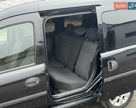 Черный Опель Комбо груз.-пасс., объемом двигателя 1.7 л и пробегом 219 тыс. км за 4999 $, фото 35 на Automoto.ua