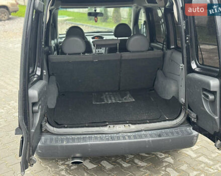 Черный Опель Комбо груз.-пасс., объемом двигателя 1.7 л и пробегом 219 тыс. км за 4999 $, фото 20 на Automoto.ua