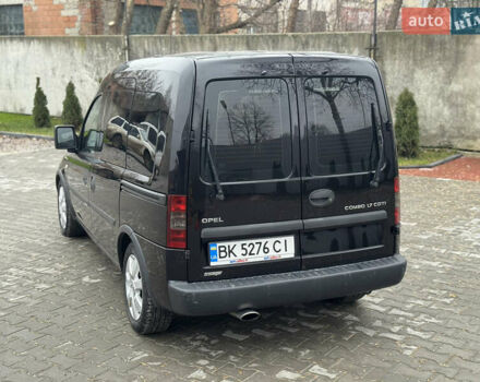 Черный Опель Комбо груз.-пасс., объемом двигателя 1.7 л и пробегом 219 тыс. км за 4999 $, фото 26 на Automoto.ua