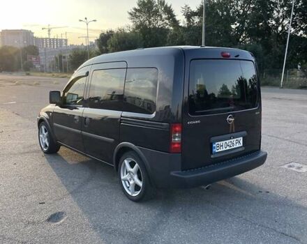 Черный Опель Комбо груз.-пасс., объемом двигателя 1.3 л и пробегом 177 тыс. км за 5600 $, фото 1 на Automoto.ua