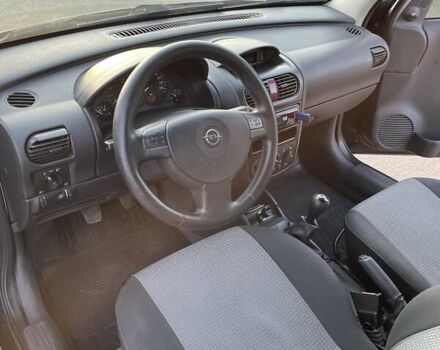 Черный Опель Комбо груз.-пасс., объемом двигателя 1.3 л и пробегом 177 тыс. км за 5600 $, фото 6 на Automoto.ua