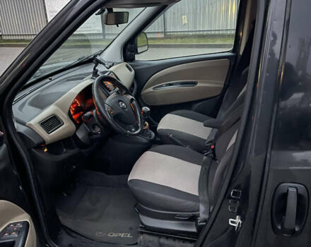 Чорний Опель Комбо вант.-пас., об'ємом двигуна 1.37 л та пробігом 160 тис. км за 6950 $, фото 32 на Automoto.ua